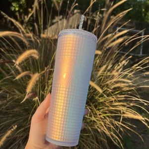 ‼️SOLD‼️⭐️ Starbucks Grid Icy White Venti Iced Cup ⭐️